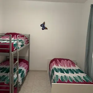 https://tres-habitaciones-privadas-4huespedes-4huespedes.tenerifehoteles.net