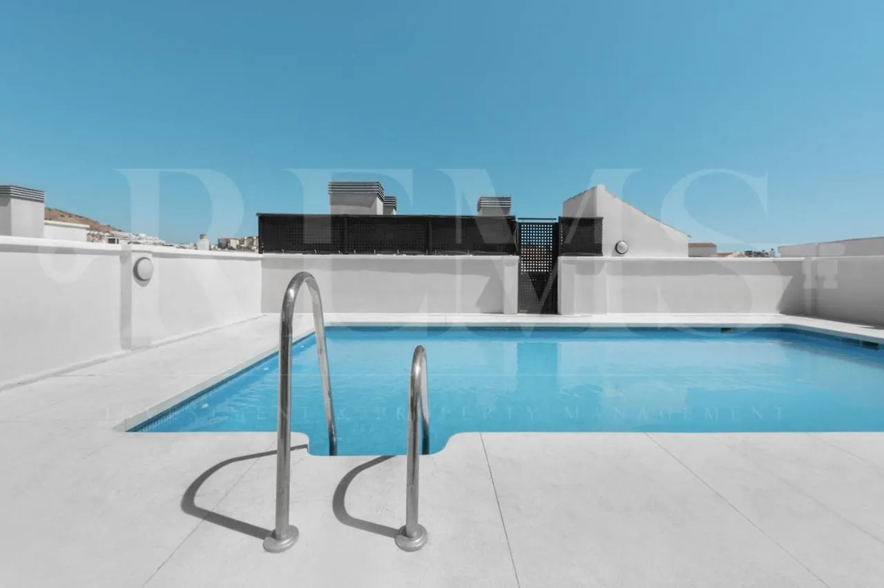 Relaxing Apartment With Community Pool & Parking- Center Malaga